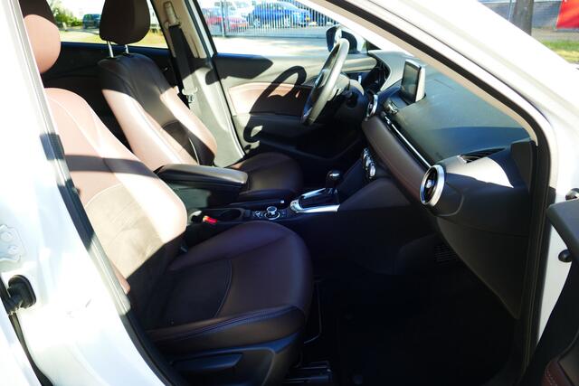 Mazda CX-3 2.0 SkyActiv-G 120 GT-M Wit Metallic, Navi, Camera, Leer, StoelVerw, 18"LMV, Haak 1200kg