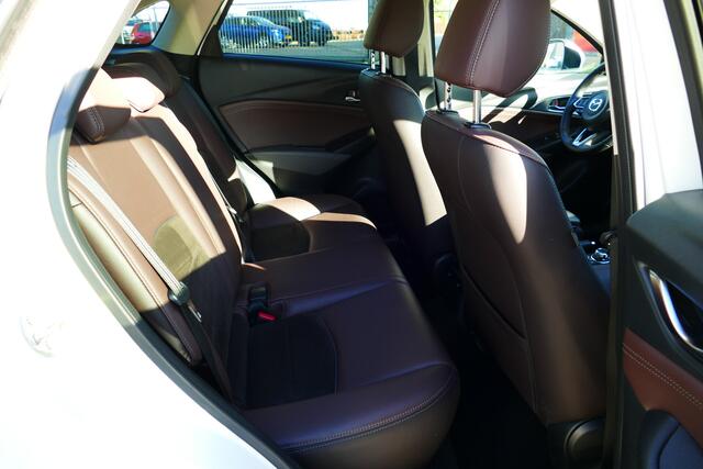 Mazda CX-3 2.0 SkyActiv-G 120 GT-M Wit Metallic, Navi, Camera, Leer, StoelVerw, 18"LMV, Haak 1200kg