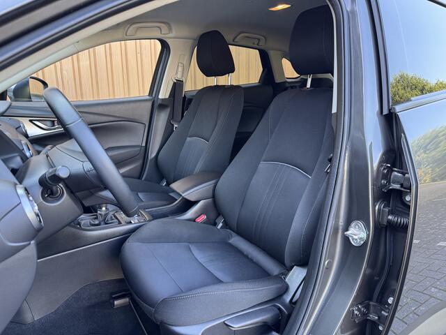 Mazda CX-3 2.0 SkyActiv-G 121 Sportive | Cruise Control | Parkeersensoren Achter | Apple Carplay | Android Auto |Stoelverwarming | Navigatie | 18" Lichtmetaal | Airconditioning