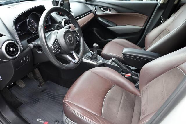 Mazda CX-3 2.0 SkyActiv-G 120 GT-Luxury LEER ELEC.MEMORYSTOELEN STOELVERW. HUD/ADD CAMERA DAB NAVI CRUISE CLIMA PDC 18''LMV NAP
