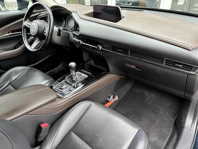 Mazda CX-30 2.0 e-SkyActiv-X M Hybrid Luxury 1e Eig. Dealer onderh., Bose, Leer+ memory, Stoel.verw., Stuurverw, Android/Carplay Auto, Navigatie, Elektr. A.klep, Keyless