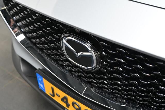Mazda CX-30 e-SkyActiv-X 180 6MT Luxury met I-activsense *Trekhaak* *Dealeronderhouden* *All-in prijs*