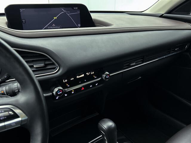 Mazda CX-30 2.0 e-SkyActiv-X M Hybrid Luxury | Navigatie | Camera achter | Parkeersensoren | Leder | Elektrische achterklep |
