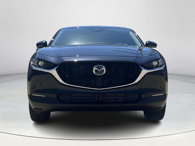 Mazda CX-30 2.0 e-SkyActiv-X M Hybrid Homura | Achteruitrijcamera | AndroidAuto en Applecarplay | Dodehoeksensoren | Headup Display | Adaptieve Cruise Control | Stoelverwarming | Elektrische achterklep | Getint Glas |
