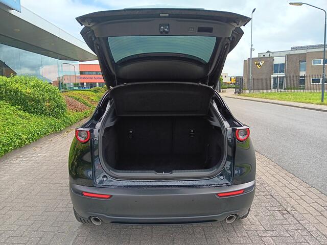 Mazda CX-30 2.0 e-SkyActiv-X M Hybrid Luxury, Leder, Navi, Clima, Head-up, etc. incl. 12 MND BOVAGGARANTIE