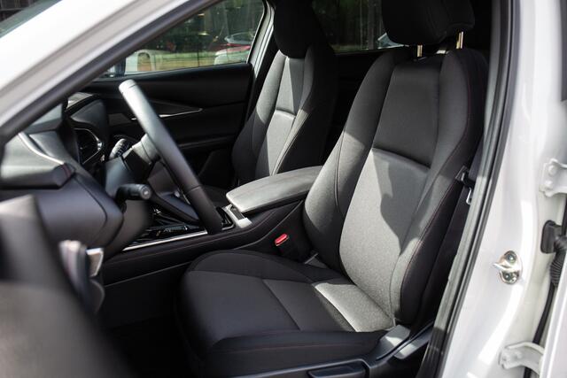 Mazda CX-30 2.5 e-SkyActiv-G 140 HK Homura , Adap. cruise, HUD, Keyless entry, Carplay,