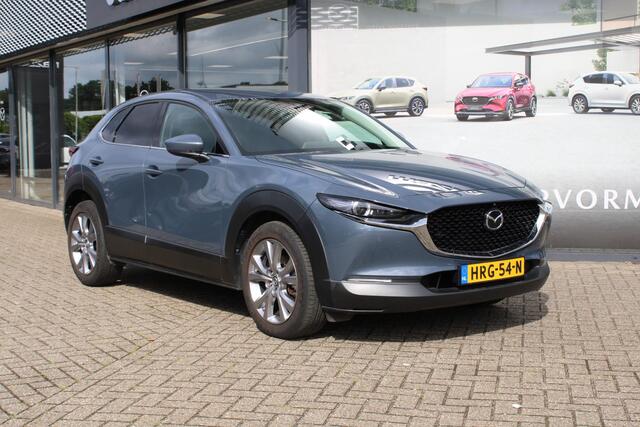 Mazda CX-30 2.0 e-SkyActiv Luxury-Line M 150 Hybrid , Automaat, Trekhaak, I-Activsense Pakket, 360 Camera, Adap.Cruise, Bose, Apple Carplay, Navi, LMV 18 Inch, Stuur/Stoelverwarming