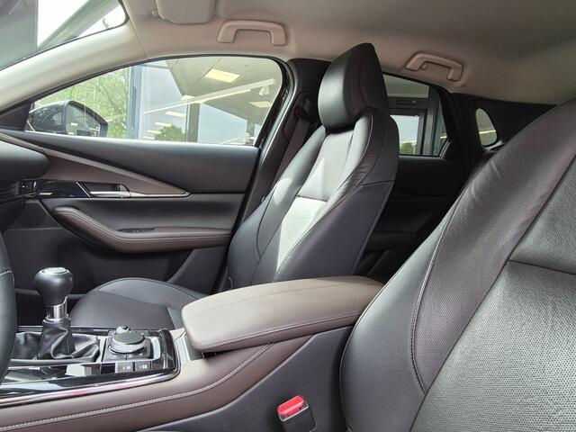 Mazda CX-30 E-SKYACTIV-X 186 6MT 2WD LUXURY / M-HYBRID