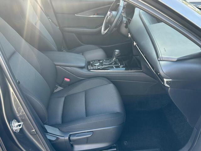 Mazda CX-30 2.0 e-SkyActiv-G M Hybrid Luxury | Apple Carplay | Elektrische Achterklep | BOSE SOUND | Head Up | Camera |