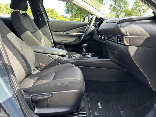 Mazda CX-30 2.0 e-SkyActiv-X M Hybrid Comfort NL-Auto, 1e Eig., Dealer Ond., 186 PK, Trekhaak Afn., Navigatie, Apple Carplay /Android Auto, Head-Up Display, A. Rij-Camera, Add. Cruise Controle.