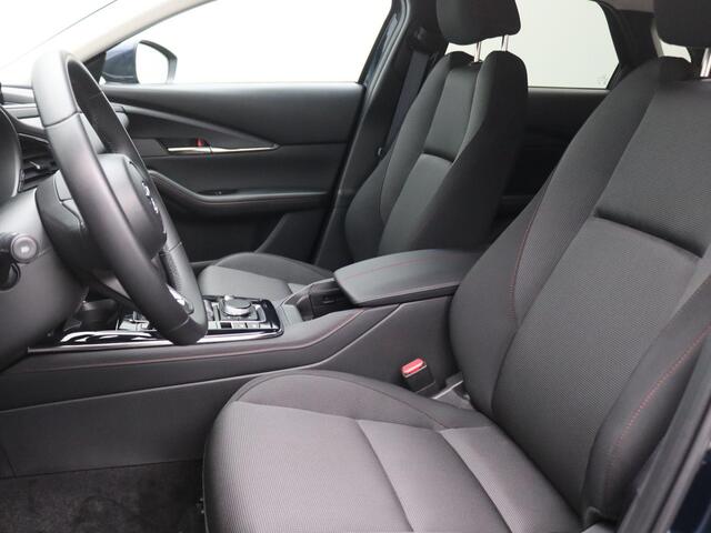 Mazda CX-30 2.0 e-SkyActiv-X M Hybrid Homura 186PK Aut. Head-up display, Trekhaak, Dodehoek detectie, Keyless, Elektr. Achterklep, Stoelverwarming, Trekhaak, 18" LM Velgen, Adaptieve Cruise Control, Camera