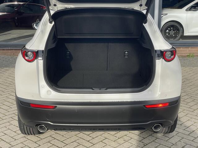 Mazda CX-30 2.0 e-SkyActiv-X M Hybrid 187 PK AUTOMAAT Homura NAVI | CLIMATE CONTROL 18 INCH LMV, ACHTERUITRIJCAMERA | PARKEERSENSOREN V+A