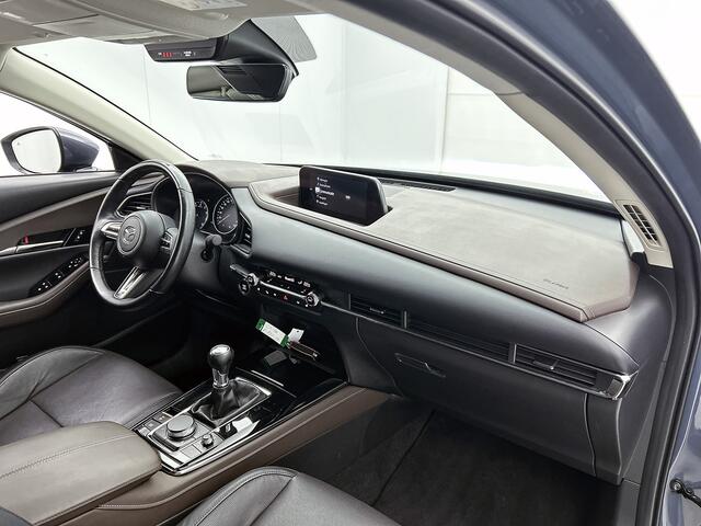 Mazda CX-30 2.0 e-SkyActiv-X M Hybrid Luxury | Zwarte velgen | Zwarte grill | Homura look | Uniek