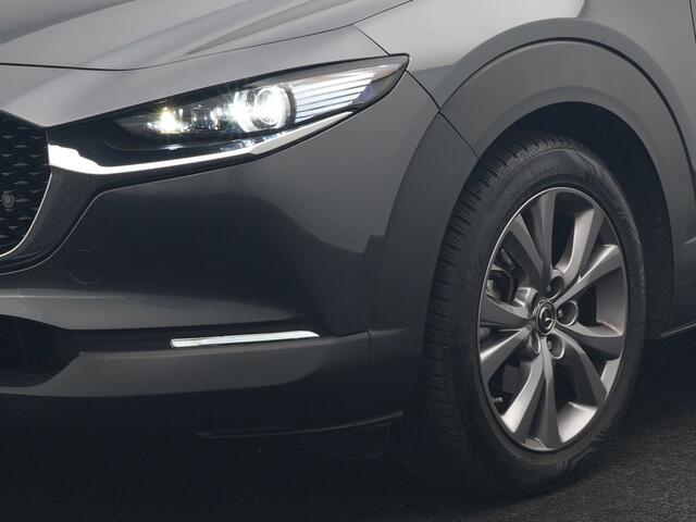 Mazda CX-30 2.0 e-SkyActiv-G M Hybrid Comfort Automaat | Adaptive Cruise | Trekhaak | Head Up | 360 Camera | BOSE Sound | Stuur & Stoelverwarming | Apple Carplay | 18"L.M | LED Koplampen |