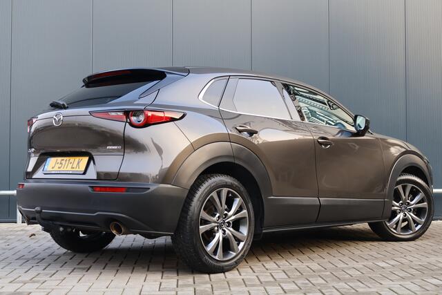 Mazda CX-30 2.0 e-SkyActiv-X M Hybrid Luxury Automaat | Leer | Trekhaak | Stoel- Stuurverwarming | Apple Carplay / Android Auto | HUD | Camera | ACC