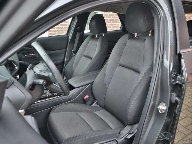 Mazda CX-30 2.0 e-SkyActiv-X M Hybrid Comfort Adaptief Cr, Keyless Entry/Start, Afneembare Trekh, Stuur/Stoel verw