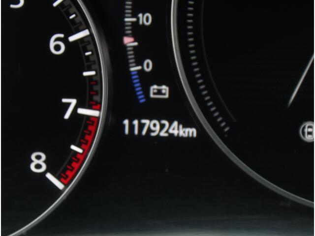 Mazda CX-30 2.0 e-SkyActiv-X M Hybrid Comfort CAMERA | CARPLAY | ADAPCRUISE | LMV18 | AFNTRHAAK | STOEL/STUURVERW | LED | PDC | DAB | CLIMATE | HEAD-UP