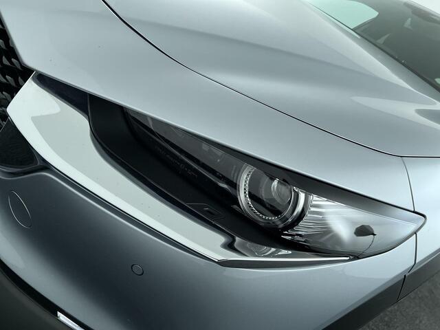 Mazda CX-30 2.0 e-SkyActiv-X M Hybrid Luxury | Rijklaar | Dealeronderhouden | Navigatie | Lederen Bekleding | BOSE |