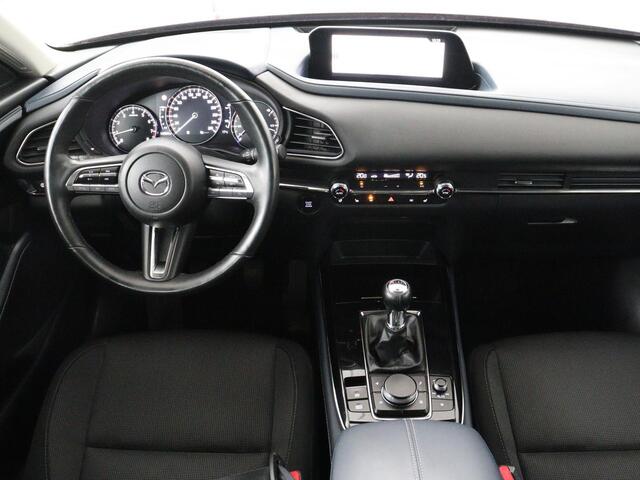 Mazda CX-30 2.0 e-SkyActiv-G M Hybrid Comfort | Stoel & stuurverwarming | Head-Up | Adaptive cruise | Camera | Carplay | Full LED | Navigatie | Climate control | Keyless | DAB