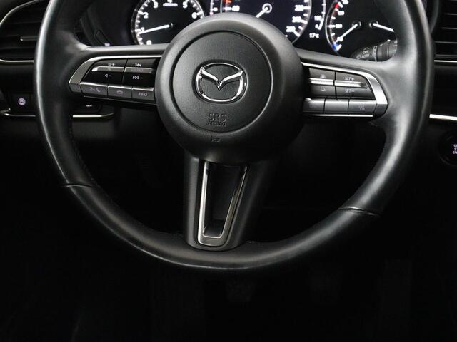 Mazda CX-30 2.0 e-SkyActiv-G M Hybrid Comfort | Stoel & stuurverwarming | Head-Up | Adaptive cruise | Camera | Carplay | Full LED | Navigatie | Climate control | Keyless | DAB