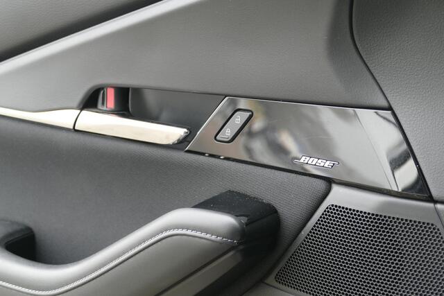 Mazda CX-30 2.0 e-SkyActiv-X M Hybrid Sportive | Trekhaak | Stoelverwarming | Apple-carplay | Rijklaarprijs |