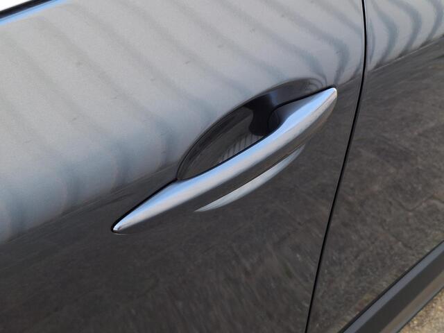 Mazda CX-30 2.5 e-SkyActiv-G M Hybrid Takumi | Automaat | Stoelgeheugen | Draadloze Apple carplay en Android Auto | 360 camera | Headup Display | Dodehoeksensoren | Stoel en stuurverwarming | Elektrische Achterklep | Adaptieve Cruise Control | Bose |