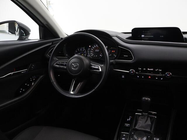 Mazda CX-30 2.0 e-SkyActiv-G M Hybrid Sportive | Trekhaak | Dodehoekdetectie | HUD | Apple Carplay/Android Auto | Elektrisch bedienbare achterklep | Stoelverwarming | Lane Assist |