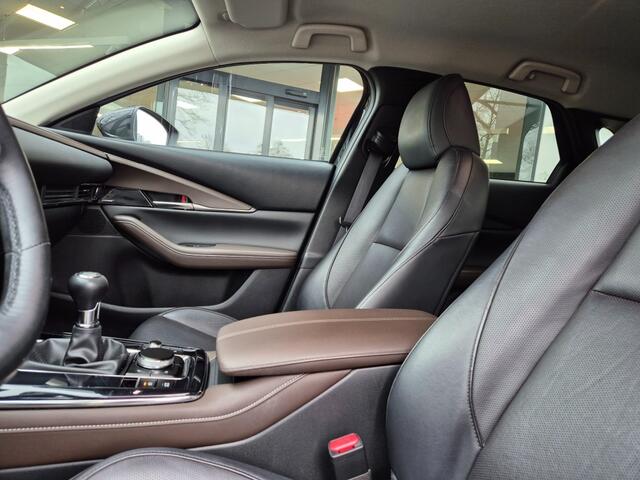 Mazda CX-30 SKYACTIV-X 2.0 180 6MT LUXURY / Trekhaak