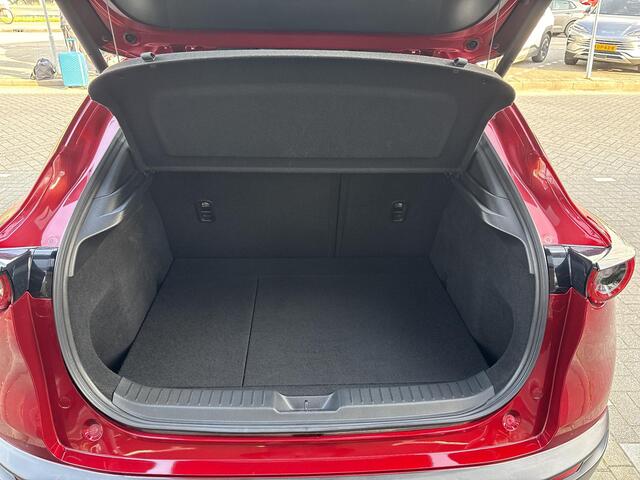 Mazda CX-30 2.0 e-SkyActiv-X M Hybrid Luxury 1e Eigenaar / Trekhaak / Dealer Onderhouden