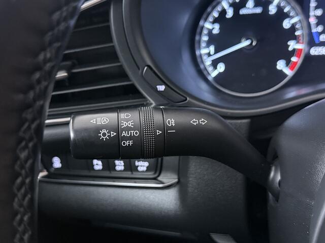 Mazda CX-30 2.0 e-SkyActiv-X M Hybrid Comfort | Trekhaak | Navigatie & Carplay | Stoelverwarming |