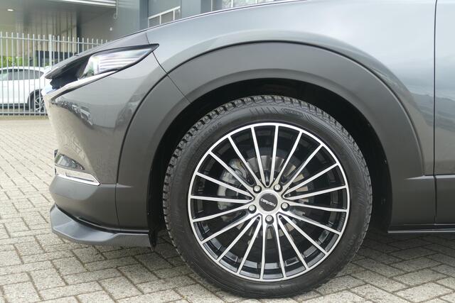 Mazda CX-30 2.0 e-SkyActiv-X M Hybrid Comfort | Carbon Edition | All season | Front splitter | Spoiler | Rijklaarprijs!