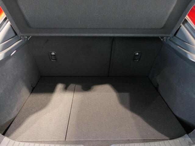 Mazda CX-30 2.0 e-SkyActiv-X M Hybrid Homura - Lage kmstand! - Headup - Stoelverwarming - Adaptive cruise