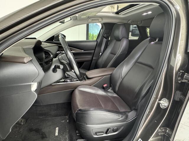 Mazda CX-30 2.0 e-SkyActiv-X M Hybrid Luxury | Trekhaak | 360° Camera | Leder | Schuif-/kanteldak |