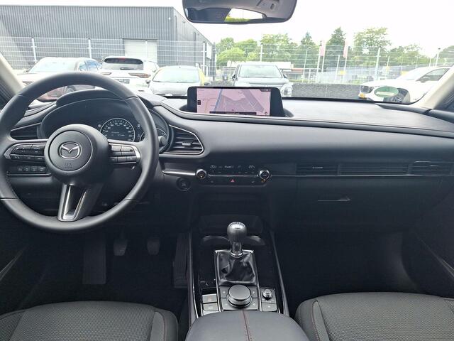 Mazda CX-30 2.0 e-SkyActiv-X M 186 PK Hybrid Homura | NL-Auto | Navigatie | Camera | Climate Control | Adaptieve Cruise Control | Stoel Verwarming | LM-velgen | Parkeersensoren | 1e Eigenaar | Dealer Onderhouden |