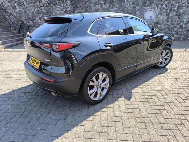 Mazda CX-30 2.0 e-SkyActiv-X M Hybrid Sportive stoel en stuur verwarming, carplay, electr A klep, headup display, keyles, adapt cruise en climate control