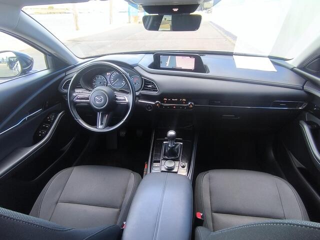 Mazda CX-30 2.0 e-SkyActiv-X M Hybrid Sportive stoel en stuur verwarming, carplay, electr A klep, headup display, keyles, adapt cruise en climate control