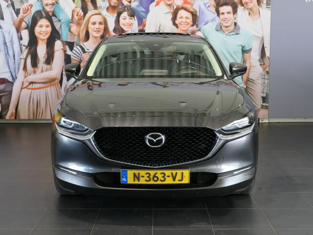 Mazda CX-30 2.0 e-SkyActiv-X M Hybrid Luxury - Dealer onderhouden! - Elektrisch schuifdak - Elektr. klep - Stoel + stuurverw