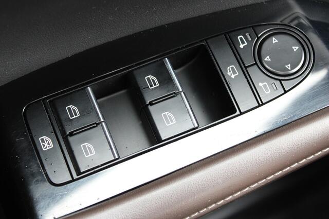 Mazda CX-30 2.0 e-SkyActiv-X M Hybrid Luxury