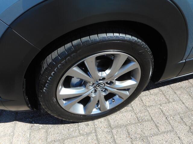 Mazda CX-30 2.0 e-SkyActiv M Hybrid Luxury AFN. Trekhaak