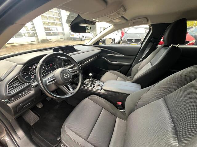 Mazda CX-30 2.0 e-SkyActiv-X M Hybrid Homura | TREKHAAK | NED. AUTO | GARANTIE T/M 03/2029 | A. CAMERA | HEAD-UP DISPLAY | APPLE CARPPLAY/ANDROID AUTO | STOEL VERWARMING |