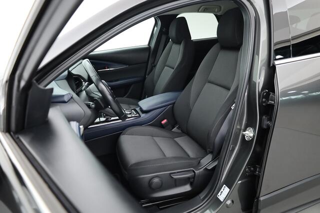 Mazda CX-30 2.0 e-SkyActiv-G M Hybrid Comfort | Rijklaar! | Adapt. Cruise | HUD | Bose | 360cam | Stoel- stuurverw. | Trekhaak | Apple CarPlay
