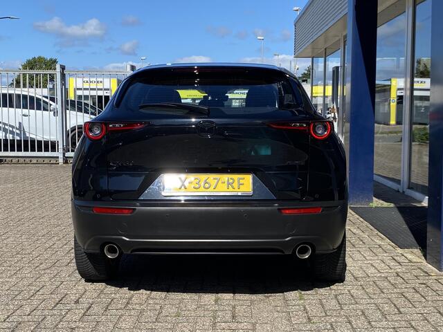Mazda CX-30 2.0 e-SkyActiv-X M Hybrid Exclusive-line / NL-Auto! / 1e Eigenaar! / 34.000 km / 184 PK / Fabrieksgarantie Jan 2030 / Vol-Leder / Elektr Stoelen met Memory / Schuifdak / Adaptive Cruise / Full LED Verlichting / Head-up Display / Keyless Entry & Go / Parkeercamera / Stoel- en Stuurwielverwarming / Digitale Cockpit / 18 " LMV / All Season Banden / DAB, Bluetooth, CarPlay etc. /