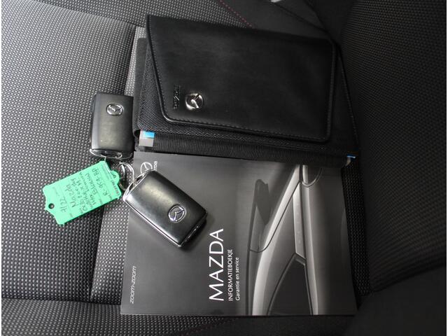 Mazda CX-30 2.0 e-SkyActiv-X M Hybrid Homura | CLIMATE | ADAPCRUISE | CARPLAY | CAMERA | DAB | LED |