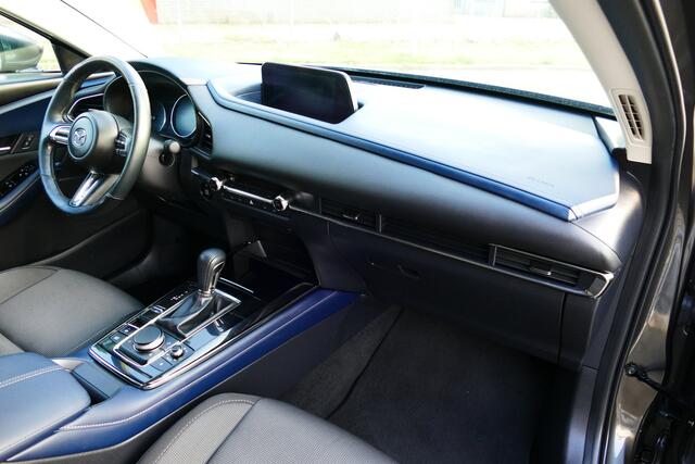 Mazda CX-30 2.0 150pk e-SkyActiv M Hybrid. Camera, Navi, Elek Klep, Stoel&StuurVerw, 18"LMV, Haak 1300kg