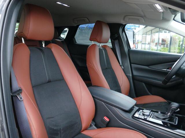 Mazda CX-30 2.0 e-SkyActiv-X M Hybrid Nagisa | BOSE | Half Leder | Carplay | RIJKLAARPRIJS