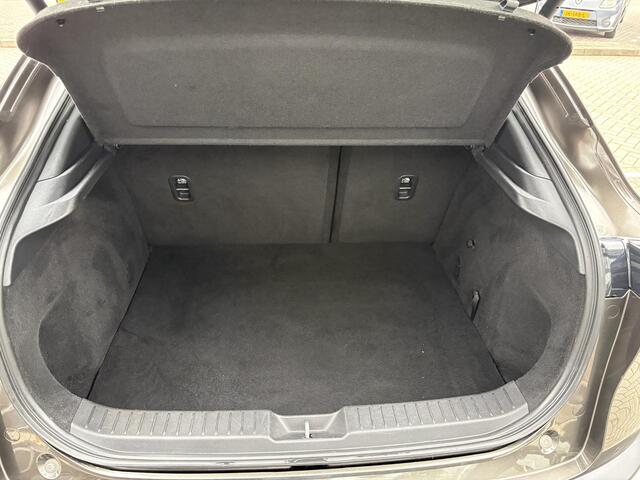 Mazda CX-30 2.0 e-SkyActiv-X M Hybrid Luxury 1e Eigenaar / Dealer Onderhouden / Sunroof pack – foto 9