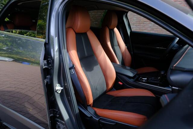 Mazda CX-30 2.5 e-SkyActiv-G M Hybrid 140pk Aut. Nagisa - Head-up display - Bose - Adaptieve cruise - Achteruitrijcamera - Dodehoekdetectie - Stoelverwarming - Elektrische achterklep - Keyless – foto 6