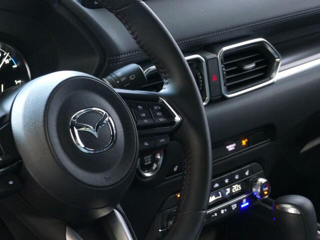 Mazda CX-5 E-SKYACTIV MHEV 2.0 165 PK HOMURA LEER BOSE ELEK.KLEP HEADUP 360.CAMERA 19''LMV FULL LED CARPLAY NAVI STOEL/STUUR VERW. STOELKOELING DIG.DASH 06/2024