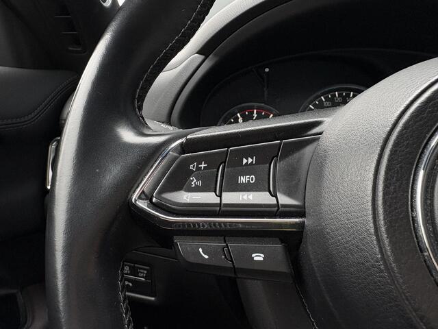 Mazda CX-5 2.5 SkyActiv-G 194 GT-M 4WD / Stoelverwarming voor en achter / Trekhaak (2000kg) / Stuurwiel verwarming / Cruise Control / Lederen bekleding / All-season banden /