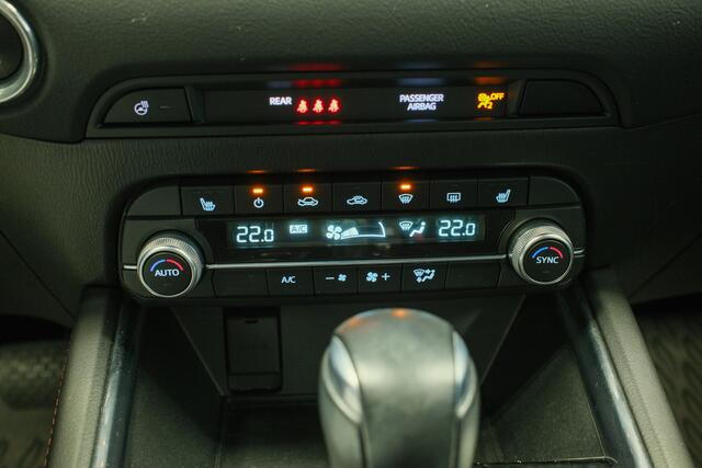 Mazda CX-5 2.0 SkyActiv-G 165 Newground 360 Leder/Alcantara Lane assist, Add cruise, 19"inch, Automaat!